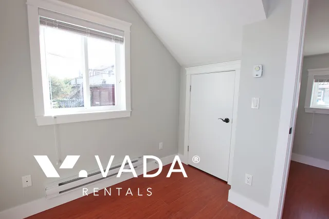 Renfrew Collingwood - 2 Bedroom Laneway House For Rent in Vancouver at 2949A East 4th Avenue, Vancouver, BC