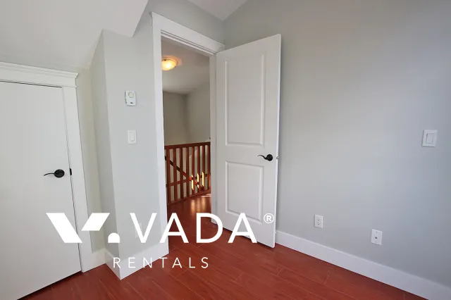 Renfrew Collingwood - 2 Bedroom Laneway House For Rent in Vancouver at 2949A East 4th Avenue, Vancouver, BC