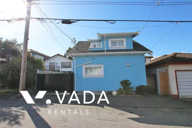 Renfrew Collingwood - 2 Bedroom Laneway House For Rent in Vancouver at 2949A East 4th Avenue, Vancouver, BC