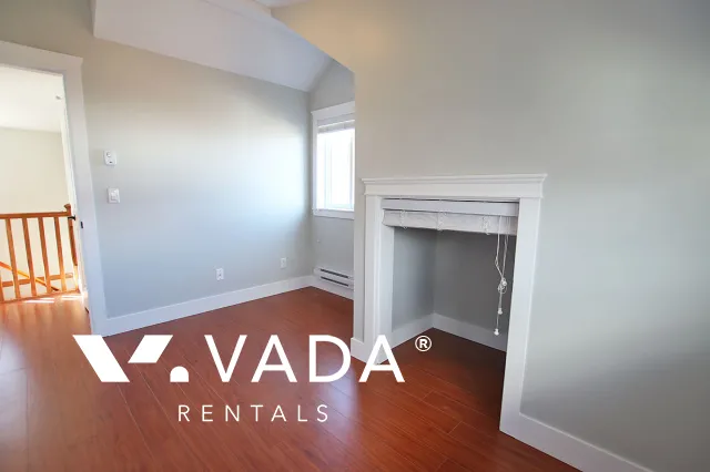 Renfrew Collingwood - 2 Bedroom Laneway House For Rent in Vancouver at 2949A East 4th Avenue, Vancouver, BC