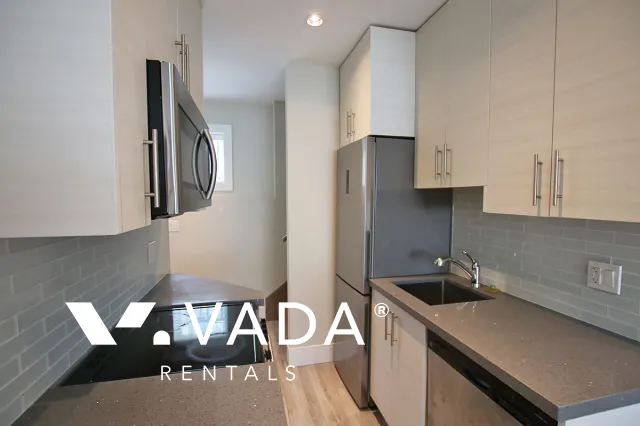 Hastings Sunrise - 1 Bedroom Laneway House For Rent in Vancouver at 782 Renfrew Street, Vancouver, BC