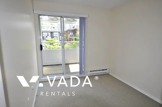 Lower Lonsdale - 3 Bedroom Fourplex For Rent in North Vancouver at 3 - 238 West 4th Street, North Vancouver, BC