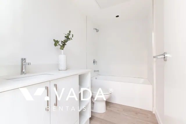 Victoria in Central Lonsdale - 1 Bedroom Apartment For Rent in North Vancouver at 127 East 12th Street, North Vancouver, BC