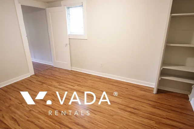 Willingdon Heights - 2 Bedroom House (Lower Level) For Rent in Burnaby at 3904B Pender Street, Burnaby, BC