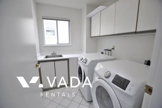 Dunbar - 4 Bedroom House For Rent in Vancouver at 3712 West 23rd Avenue, Vancouver, BC