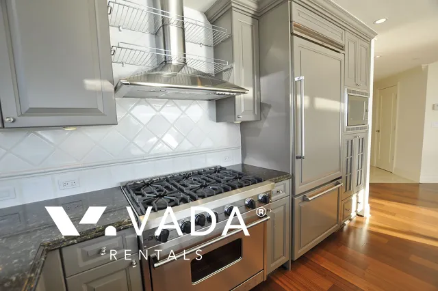 The Concord in Yaletown - 2 Bedroom Apartment For Rent in Vancouver at 1001 - 1328 Marinaside Crescent, Vancouver, BC