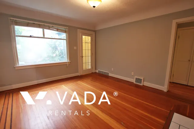 Willingdon Heights - 4 Bedroom House (Upper Level) For Rent in Burnaby at 3904A Pender Street, Burnaby, BC