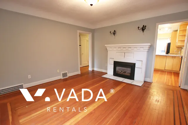 Willingdon Heights - 4 Bedroom House (Upper Level) For Rent in Burnaby at 3904A Pender Street, Burnaby, BC