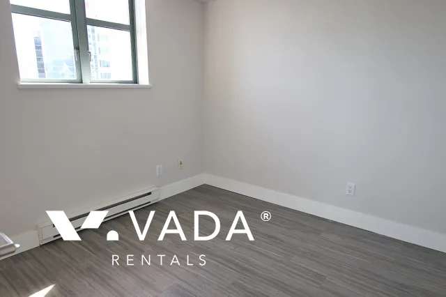 Citygate in Mount Pleasant East - 3 Bedroom Apartment For Rent in Vancouver at 1304 - 1159 Main Street, Vancouver, BC