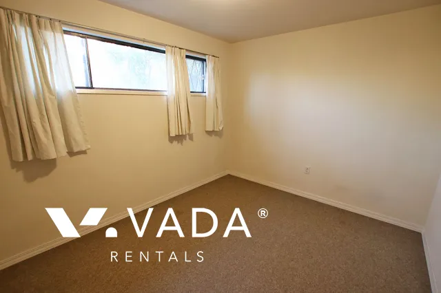 Willingdon Heights - 2 Bedroom Basement For Rent in Burnaby at 3786B Georgia Street, Burnaby, BC