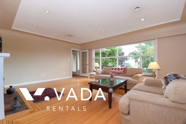 Arbutus - 3 Bedroom House (Upper Level) For Rent in Vancouver at 2433 West 19th Avenue, Vancouver, BC