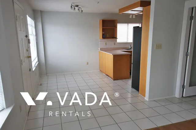 Hastings Sunrise - 6 Bedroom House For Rent in Vancouver at 770 Renfrew Street, Vancouver, BC