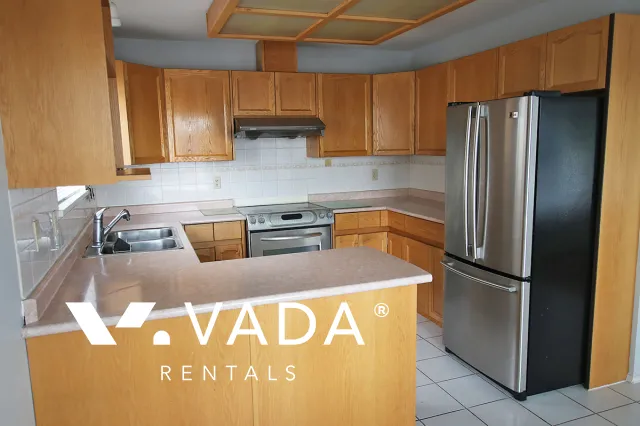 Hastings Sunrise - 6 Bedroom House For Rent in Vancouver at 770 Renfrew Street, Vancouver, BC