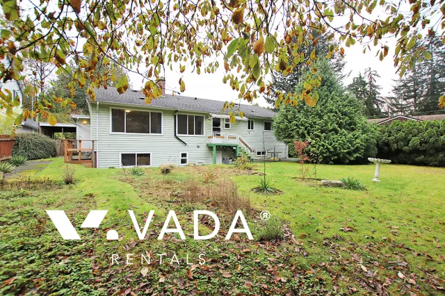 North Shore - 3 Bedroom House (Upper Level) For Rent in Port Moody at 104 Balmoral Drive, Port Moody, BC