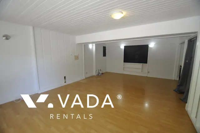 Delbrook - 4 Bedroom House For Rent in North Vancouver at 498 Montroyal Place, North Vancouver, BC