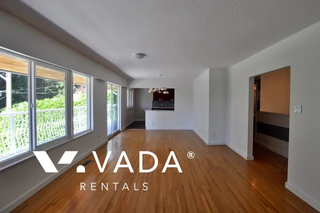 Delbrook - 4 Bedroom House For Rent in North Vancouver at 498 Montroyal Place, North Vancouver, BC