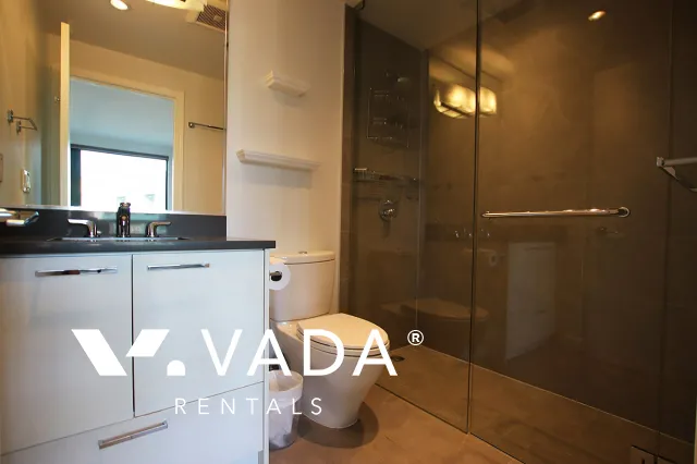 Parkview Tower in Yaletown - 2 Bedroom Apartment For Rent in Vancouver at 608 - 289 Drake Street, Vancouver, BC