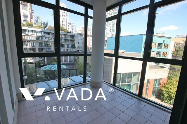 Parkview Tower in Yaletown - 2 Bedroom Apartment For Rent in Vancouver at 608 - 289 Drake Street, Vancouver, BC