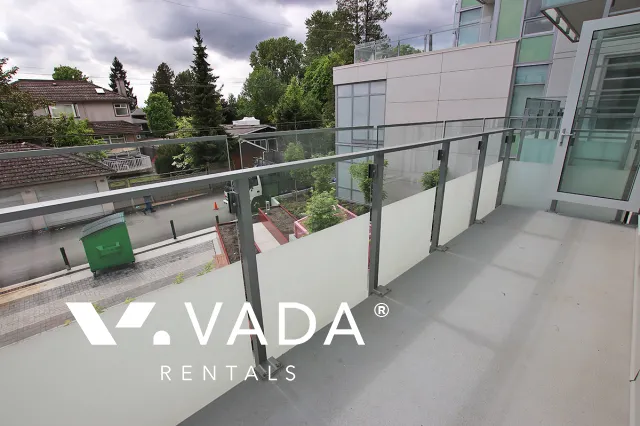 35 Park West in Cambie - 1 Bedroom Apartment For Rent in Vancouver at 215 - 4963 Cambie Street, Vancouver, BC