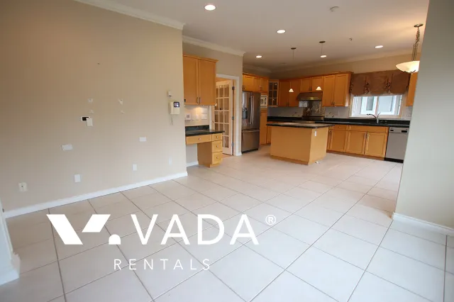 Arbutus - 4 Bedroom House For Rent in Vancouver at 2860 West 20th Avenue, Vancouver, BC