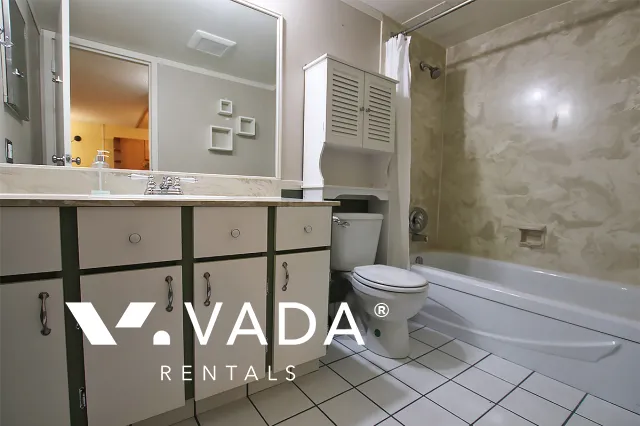 Cedarhill Manor in Uptown - 1 Bedroom Apartment For Rent in New Westminster at 210 - 215 Mowat Street, New Westminster, BC