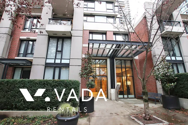 Yaletown Park in Yaletown - 1 Bedroom Apartment For Rent in Vancouver at 407 - 977 Mainland Street, Vancouver, BC