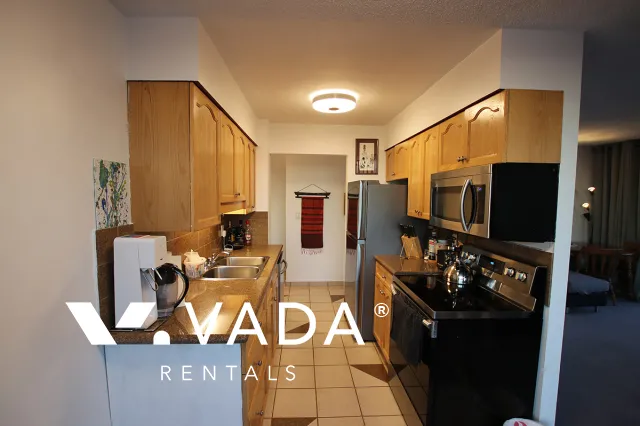 Boundary View in Burnaby Heights - 2 Bedroom Apartment For Rent in Burnaby at 202 - 3760 Albert Street, Burnaby, BC