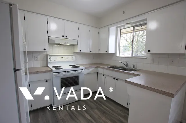 West Central in West Central - Unfurnished, Pet Friendly, 3 Bed 1.5 Bath House (Upper Level) For Rent at 11686 Holly, Maple Ridge West Central in West Central - Unfurnished, Pet Friendly, 3 Bed 1.5 Bath House (Upper Level) For Rent at 11686 Holly, Maple Ridge