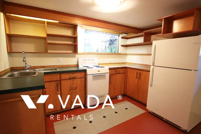 Riley Park - 1 Bedroom Basement For Rent in Vancouver at 4403 Quebec Street, Vancouver, BC