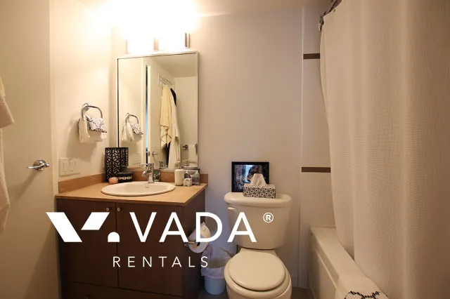 The Hudson in Downtown - 1 Bedroom Apartment For Rent in Vancouver at 1402 - 610 Granville Street, Vancouver, BC