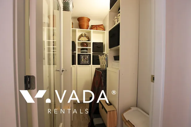 The Hudson in Downtown - 1 Bedroom Apartment For Rent in Vancouver at 1402 - 610 Granville Street, Vancouver, BC