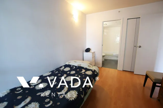 Conference Plaza in Downtown - 1 Bedroom Apartment For Rent in Vancouver at 1105 - 438 Seymour Street, Vancouver, BC