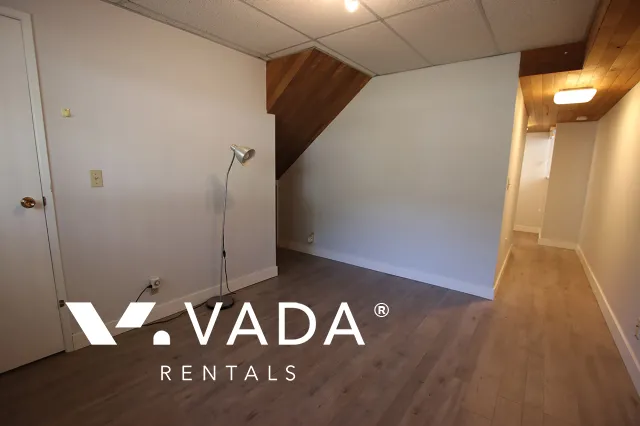 Strathcona - 1 Bedroom House (Lower Level) For Rent in Vancouver at 426B Union Street, Vancouver, BC