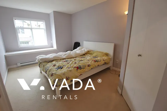 Ledgestone in Edmonds - 2 Bedroom Townhouse For Rent in Burnaby at 41 - 7488 Southwynde Avenue, Burnaby, BC
