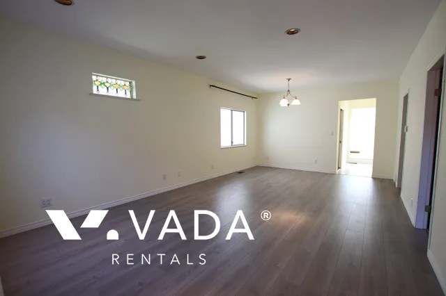 Sunset - 3 Bedroom House (Upper Level) For Rent in Vancouver at 156 East 53rd Avenue, Vancouver, BC