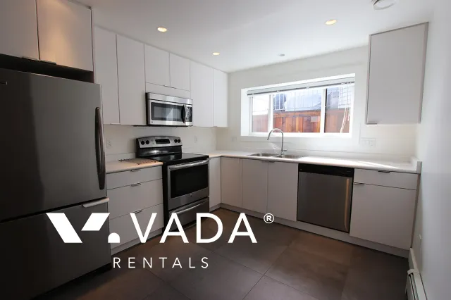 Burnaby North - 1 Bedroom Basement For Rent in Burnaby at 425B Delta Avenue, Burnaby, BC