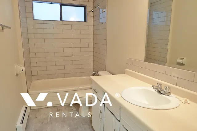 Willingdon Heights - 2 Bedroom House (Lower Level) For Rent in Burnaby at 810B Rosser Avenue, Burnaby, BC