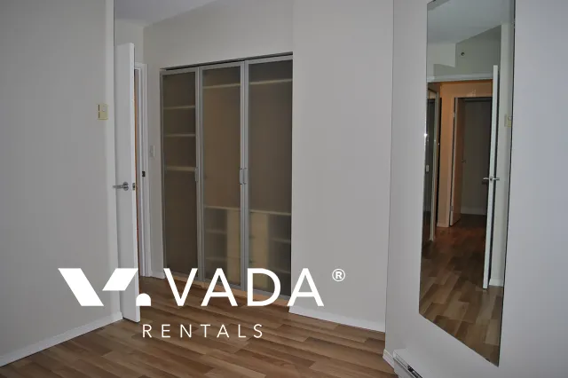 Harbourside Park in Coal Harbour - 1 Bedroom Apartment For Rent in Vancouver at 1205 - 588 Broughton Street, Vancouver, BC