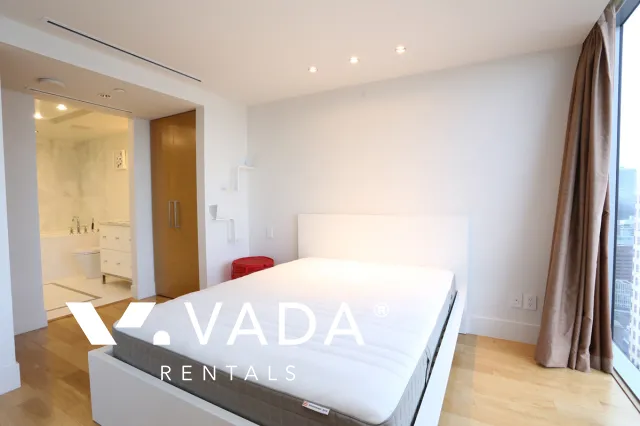 Private Residences at Hotel Georgia in Downtown - 1 Bedroom Apartment For Rent in Vancouver at 3503 - 667 Howe Street, Vancouver, BC, V6C 0B5