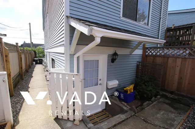 Metrotown - 1 Bedroom Basement For Rent in Burnaby at 5027B Watling Street, Burnaby, BC