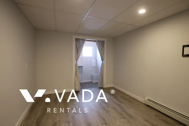 Metrotown - 1 Bedroom Basement For Rent in Burnaby at 5027B Watling Street, Burnaby, BC