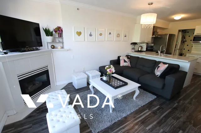 Broadway Crest in Mount Pleasant East - Furnished 1 Bedroom Apartment For Rent in Vancouver at 322 - 418 East Broadway, Vancouver, BC