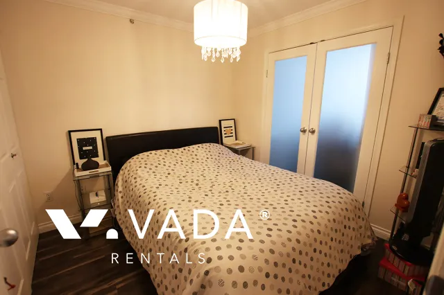 Broadway Crest in Mount Pleasant East - Furnished 1 Bedroom Apartment For Rent in Vancouver at 322 - 418 East Broadway, Vancouver, BC