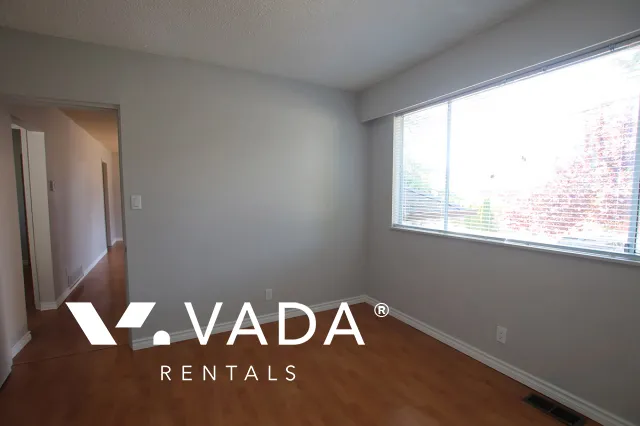 Renfrew Collingwood - 3 Bedroom House (Upper Level) For Rent in Vancouver at 4980A Chatham Street, Vancouver, BC