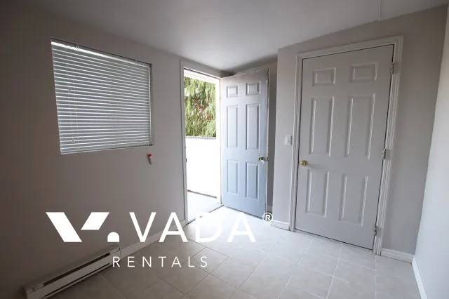 Renfrew Collingwood - 3 Bedroom House (Upper Level) For Rent in Vancouver at 4980A Chatham Street, Vancouver, BC