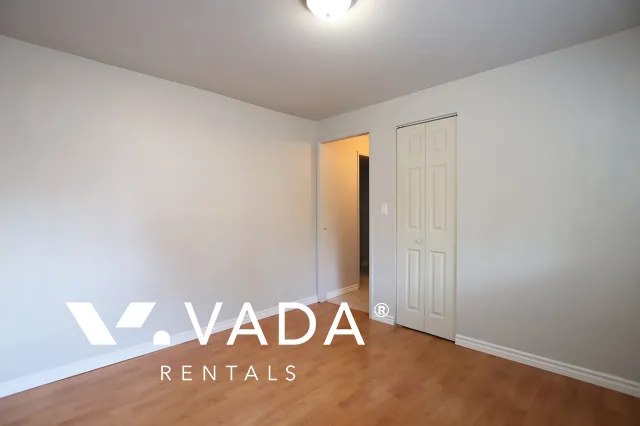 Renfrew Collingwood - 3 Bedroom House (Upper Level) For Rent in Vancouver at 4980A Chatham Street, Vancouver, BC