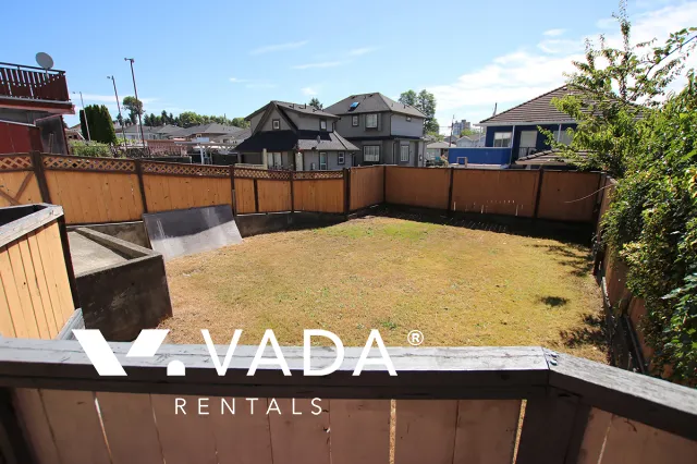Renfrew Collingwood - 3 Bedroom House (Upper Level) For Rent in Vancouver at 4980A Chatham Street, Vancouver, BC