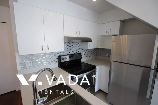 Broadway Crest in Mount Pleasant East - 2 Bedroom Apartment For Rent in Vancouver at 313 - 418 East Broadway, Vancouver, BC