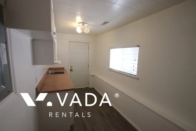 Marpole - 6 Bedroom House For Rent in Vancouver at 842 West 59th Avenue, Vancouver, BC