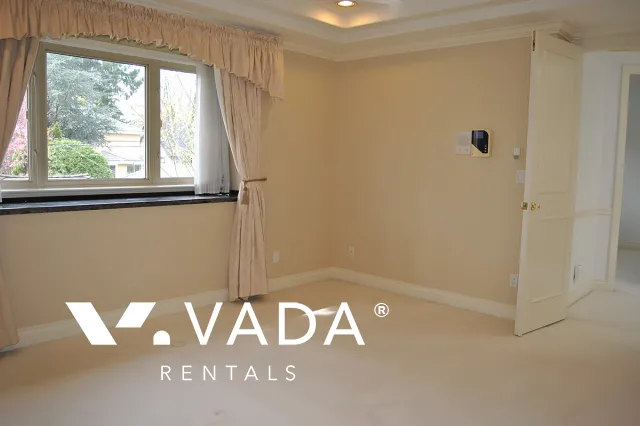 Dunbar - 5 Bedroom House For Rent in Vancouver at 3250 West 24th Avenue, Vancouver, BC, V6L 1R9